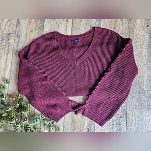 American Eagle Sweater